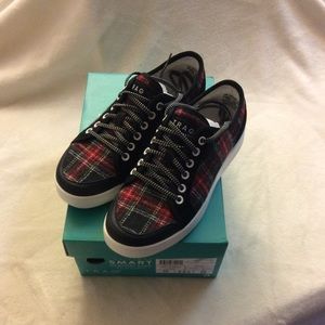 NEW Algeria Traq Black Sz 38 8-8.5